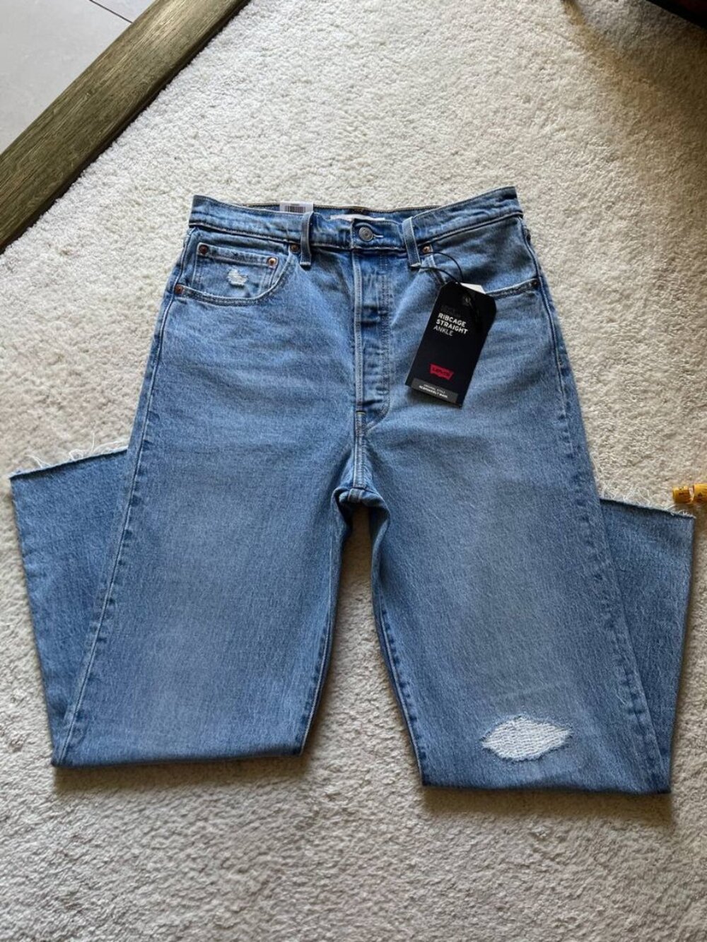 NWT Levi’s Premium Ribcage Straight Ankle Women's Jeans Size 30/27